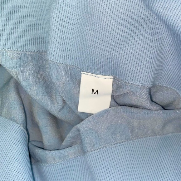 2 for $20 or 5 for $40
AMAZON BOOTY LEGGINGS - MEDIUM - Picture 6 of 7